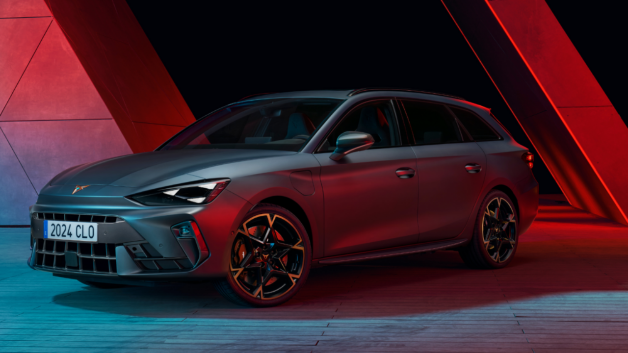 New Cupra Leon ST